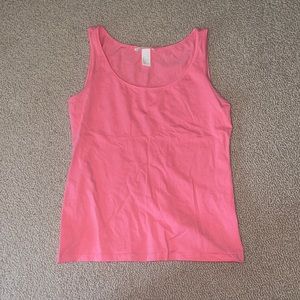 Pink sleeveless shirt